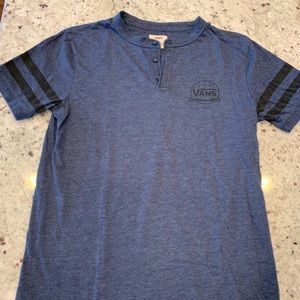 Vans 3 button T-shirt